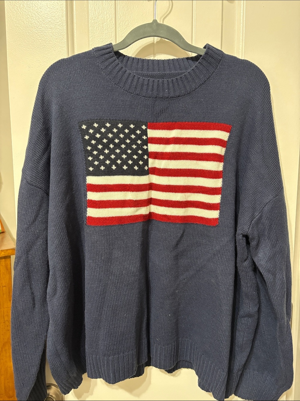 NEW! Womens XL Navy Crewneck Sweater with American Flag